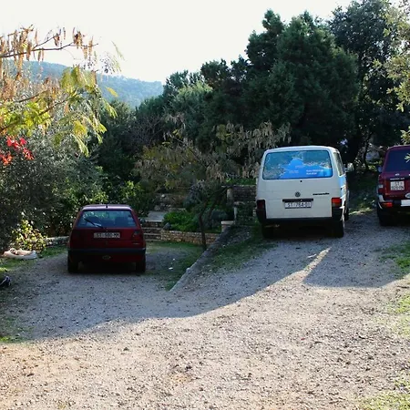 Studio Pokrivenik 2073a